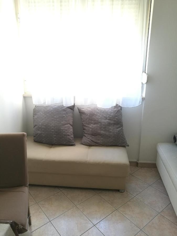 Nice And Cozy Two Single Bed Room สปลิท ภายนอก รูปภาพ