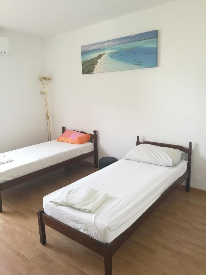 Nice And Cozy Two Single Bed Room สปลิท ภายนอก รูปภาพ