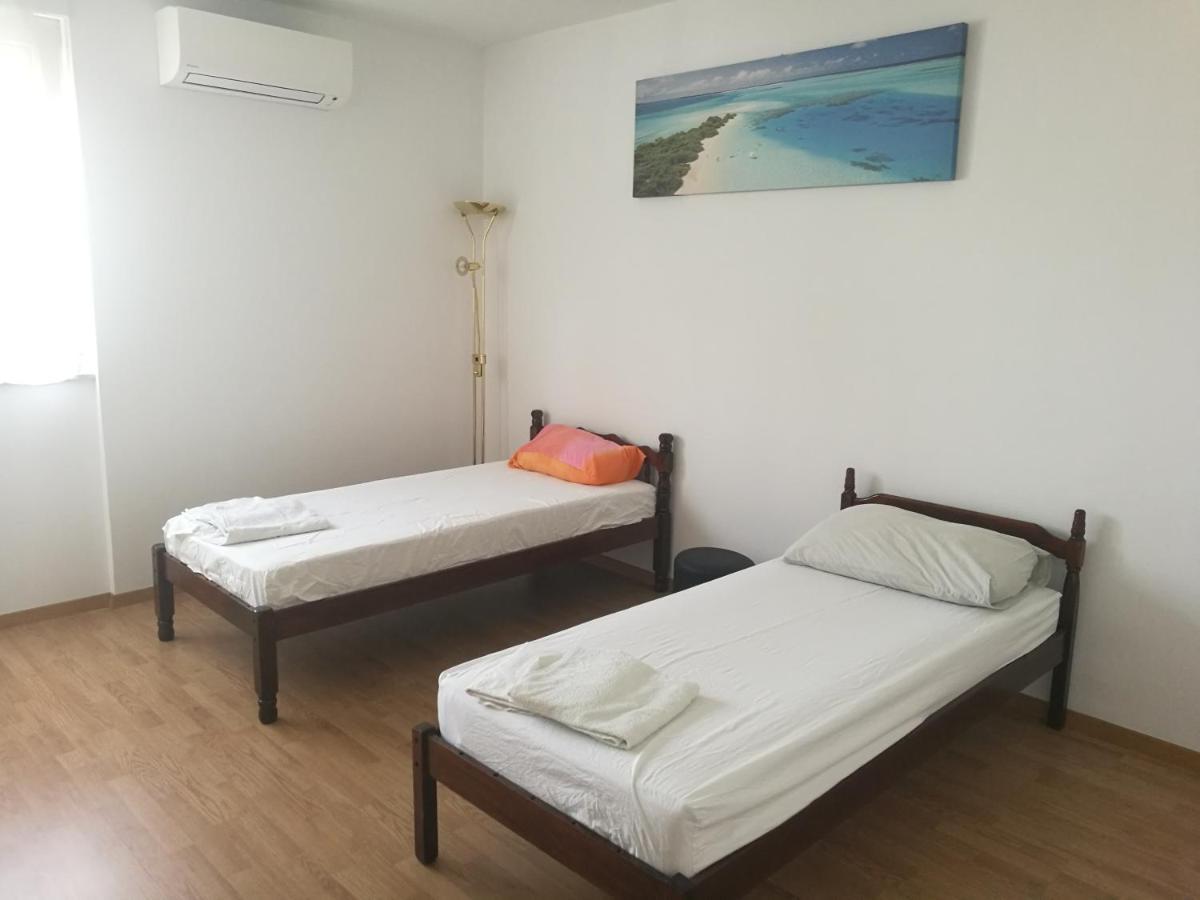 Nice And Cozy Two Single Bed Room สปลิท ภายนอก รูปภาพ